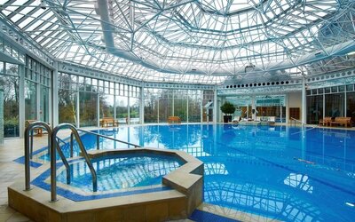 Stylish and relaxing indoor swimming pool at the Hilton Birmingham Metropole.