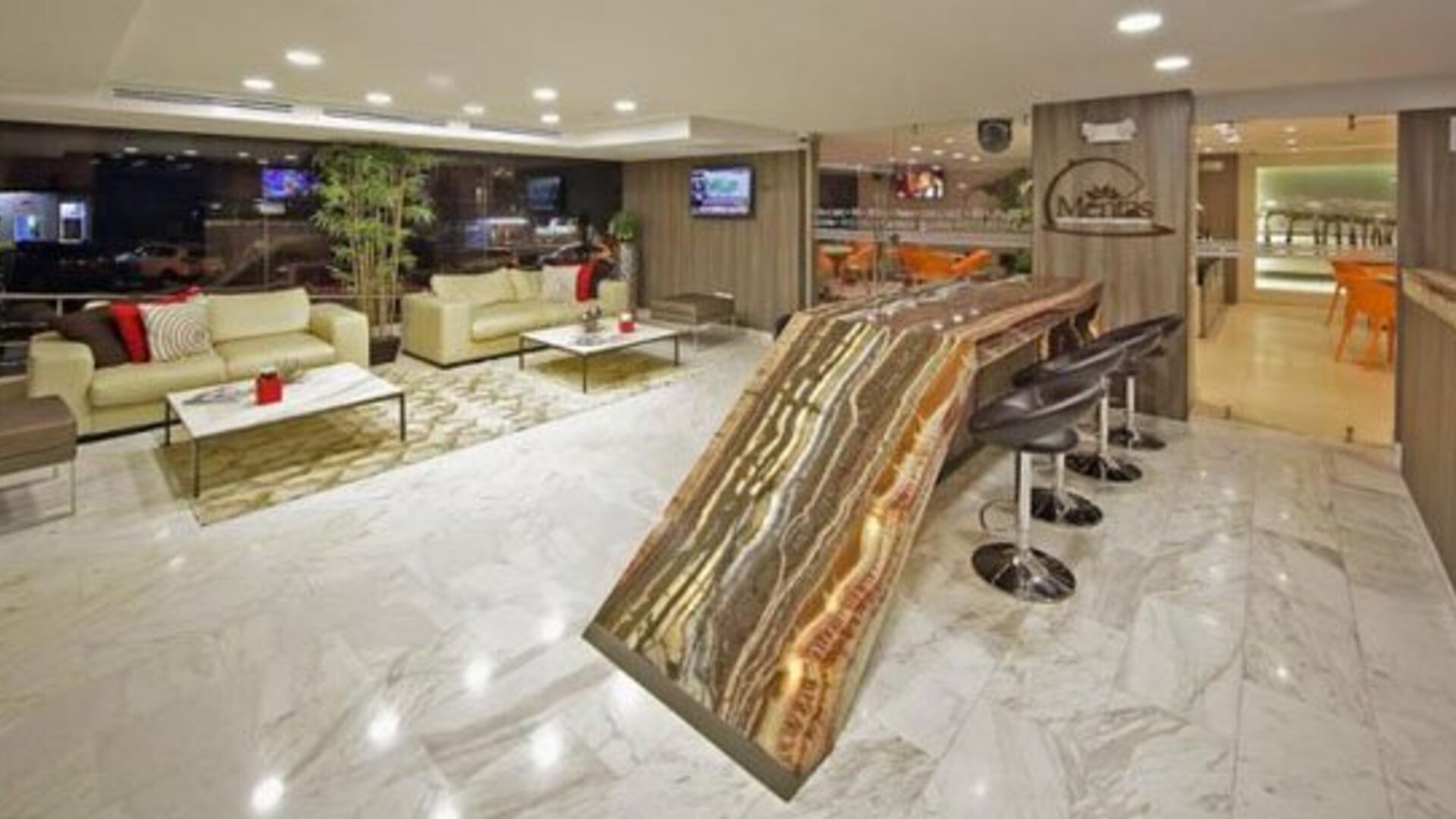 Hotel Ramada Panama Centro via Argentina