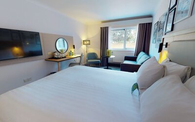 Holiday Inn Cambridge by IHG