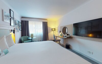 Holiday Inn Cambridge by IHG
