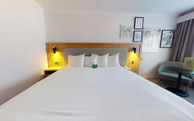 Holiday Inn Cambridge by IHG