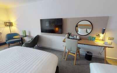 Holiday Inn Cambridge by IHG