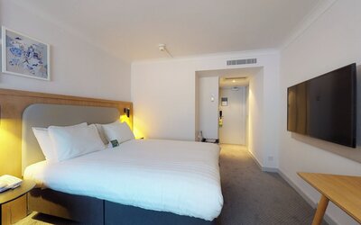Holiday Inn Cambridge by IHG