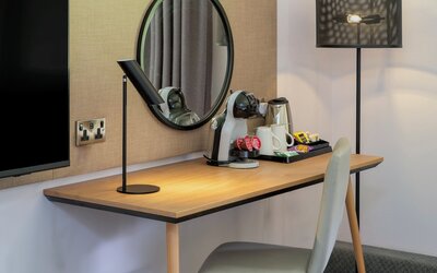 Holiday Inn Cambridge by IHG