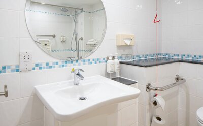 Holiday Inn Cambridge by IHG