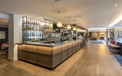 Holiday Inn Cambridge by IHG