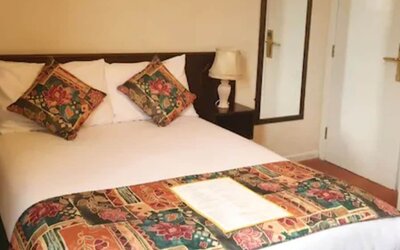 Arundel House Hotel