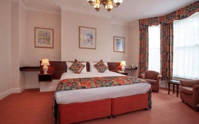Arundel House Hotel