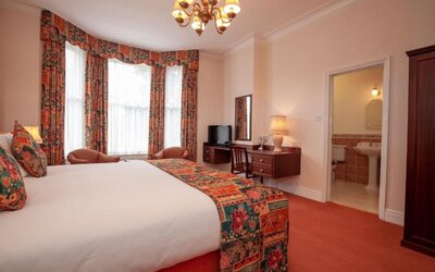 Arundel House Hotel