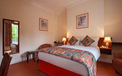 Arundel House Hotel