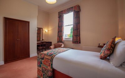 Arundel House Hotel