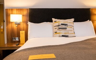 voco Oxford Thames by IHG