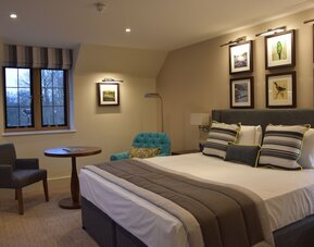 voco Oxford Thames by IHG