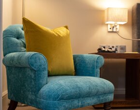 voco Oxford Thames by IHG
