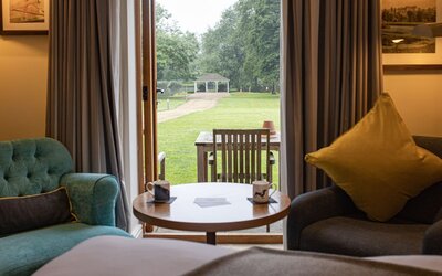 voco Oxford Thames by IHG