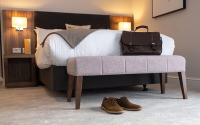 voco Oxford Thames by IHG