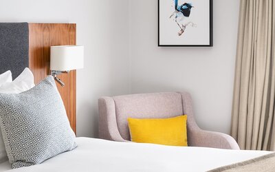 voco Oxford Thames by IHG