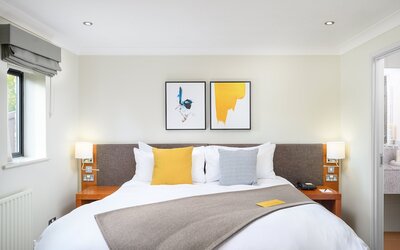 voco Oxford Thames by IHG