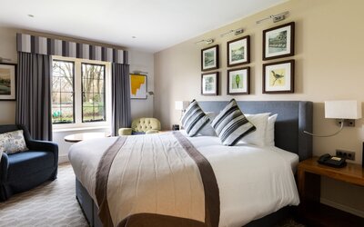 voco Oxford Thames by IHG