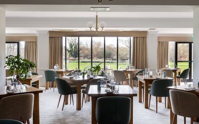 voco Oxford Thames by IHG