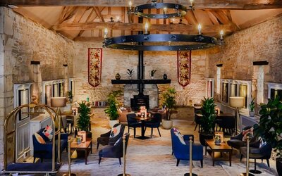 voco Oxford Thames by IHG