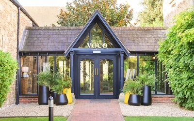 voco Oxford Thames by IHG