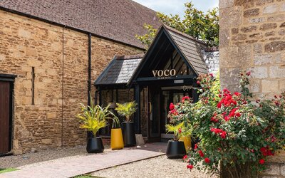 voco Oxford Thames by IHG