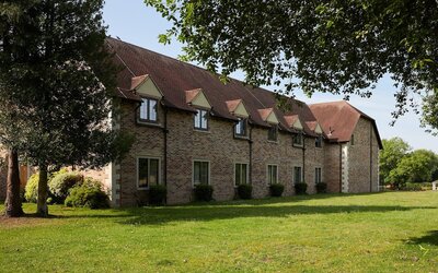 voco Oxford Thames by IHG