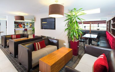 Holiday Inn Express Milton Keynes by IHG