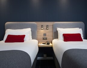 Holiday Inn Express Milton Keynes by IHG