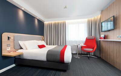 Holiday Inn Express Milton Keynes by IHG