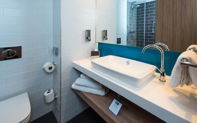 Holiday Inn Express Milton Keynes by IHG