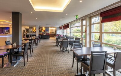 Holiday Inn Express Milton Keynes by IHG