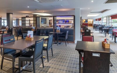 Holiday Inn Express Milton Keynes by IHG