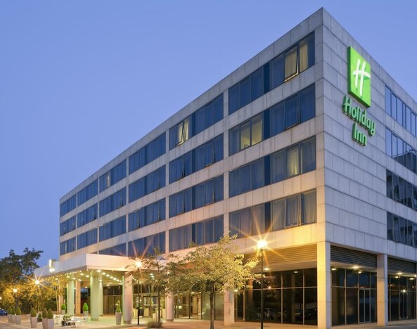 Holiday Inn Milton Keynes - Central by IHG