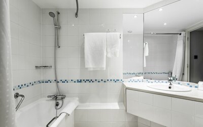 Holiday Inn Milton Keynes - Central by IHG