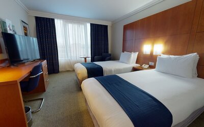 Holiday Inn Milton Keynes - Central by IHG