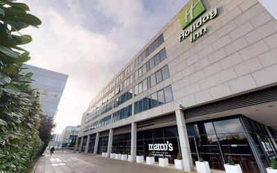 Holiday Inn Milton Keynes - Central by IHG