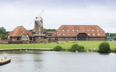 Premier Inn Milton Keynes South
