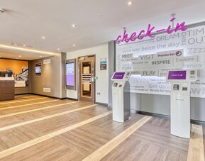 Premier Inn Milton Keynes - Willen Lake