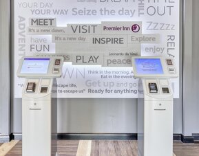 Premier Inn Milton Keynes - Willen Lake