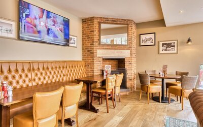Premier Inn Milton Keynes - Willen Lake