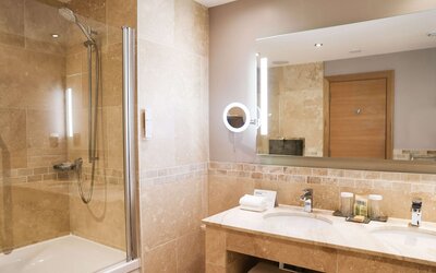 DoubleTree by Hilton Milton Keynes