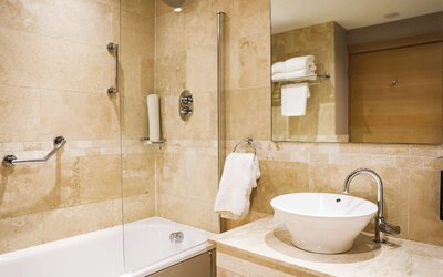 DoubleTree by Hilton Milton Keynes