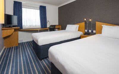 Holiday Inn Express Northampton - South by IHG