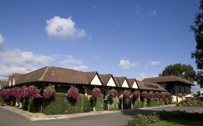 Premier Inn Northampton West - Harpole