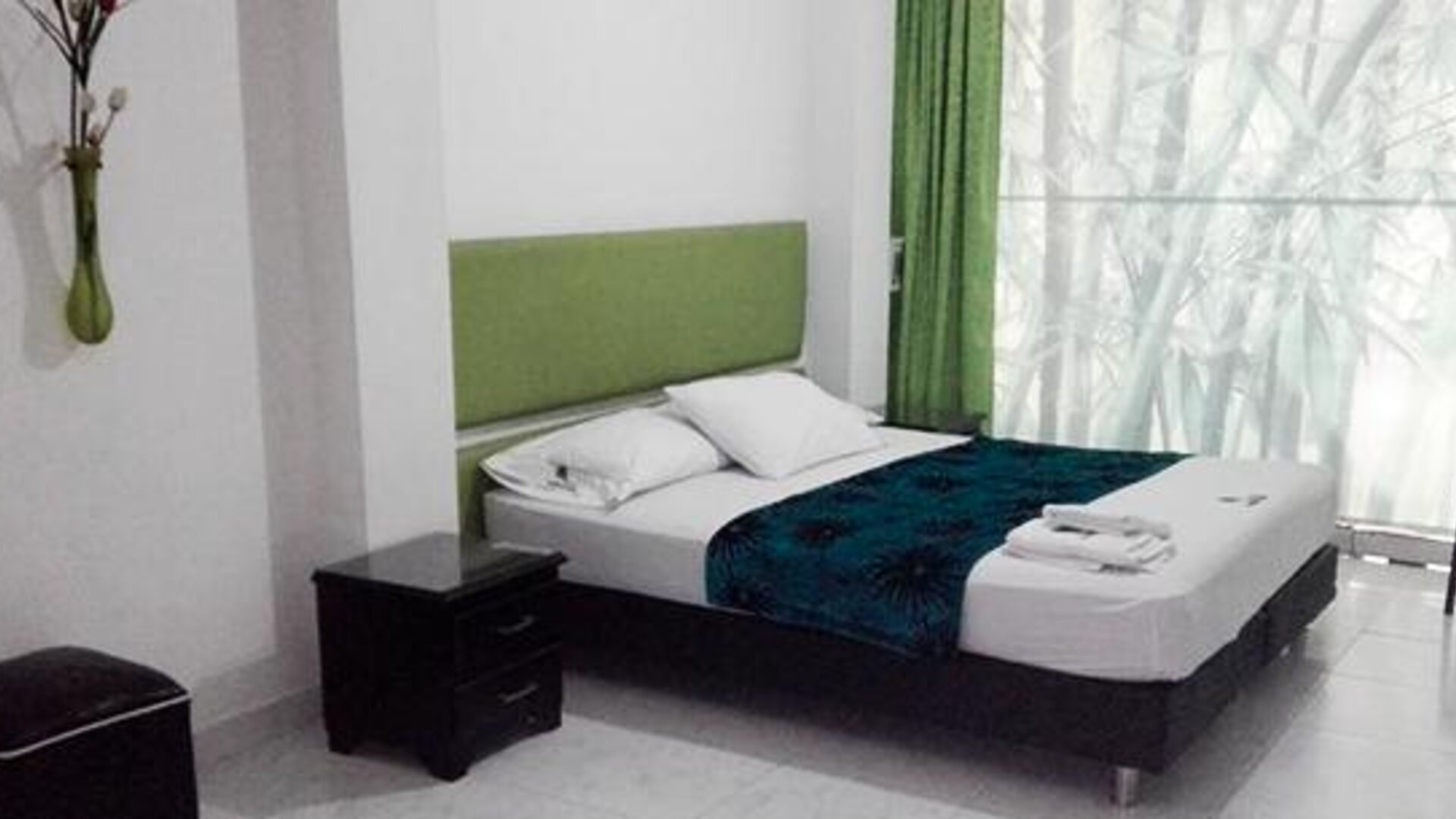 Ayenda 1230 Paradise Lleras