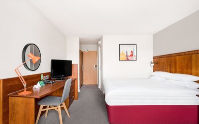Holiday Inn Northampton by IHG
