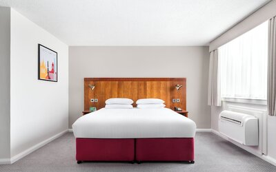Holiday Inn Northampton by IHG