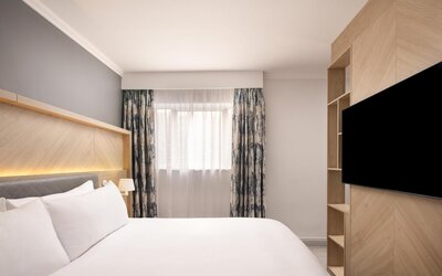 Superior Room, 1 King Bed